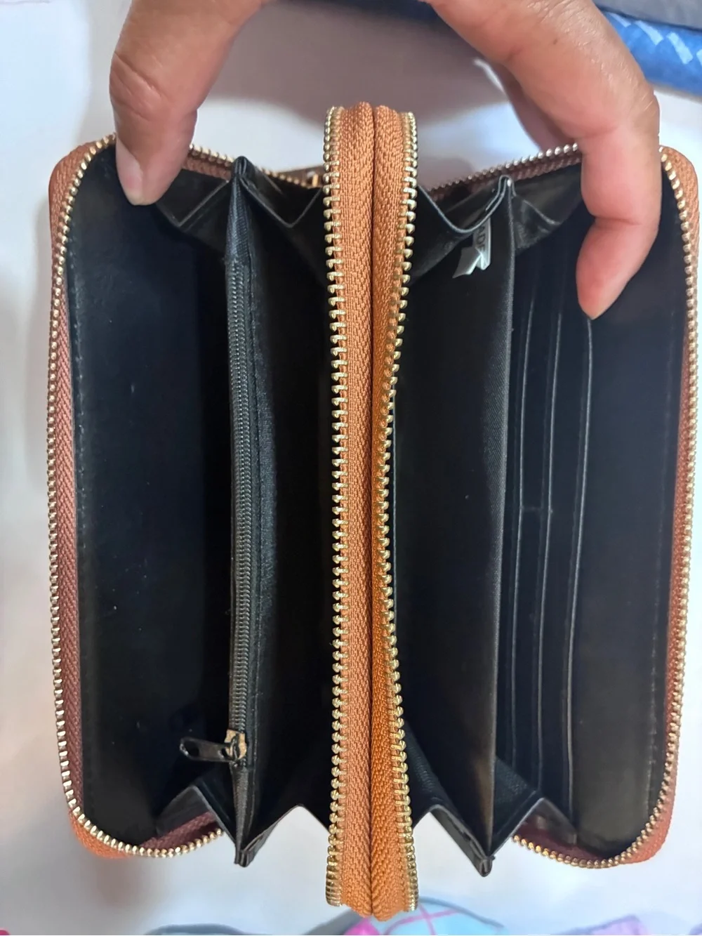 Women's Tan Leather Zip Wallet - Sleek Everyday Organizer